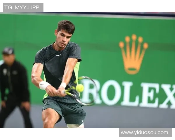 曾经绿茵巨星因意外瘫痪坚强重生感动无数球迷